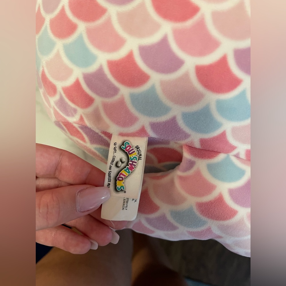 Squishmallow - Picture 7 of 8